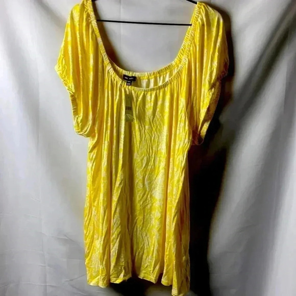 NWT LANE BRYANT SWING COLLECTION WOMENS SIZE 22/24 YELLOW WHITE DESIGN - Picture 1 of 12